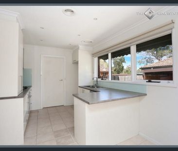 Prime Location Living – Walk to Everything in Noble Park! - Photo 1