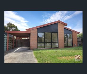 ACCESS TO COMMUNAL POOL & TENNIS COURT! - Photo 6