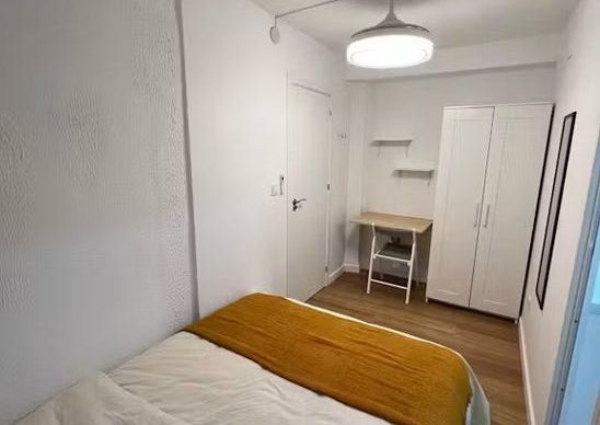 Carrer de Francisco Moreno Usedo, Valencia, Valencian Community 46018