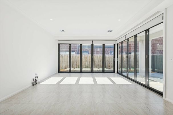 Brand New Luxury Family Home with Exceptional Space - Photo 1