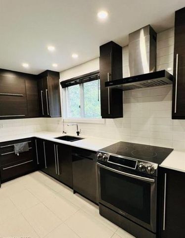 For Lease - 213 Northlake Drive, Waterloo, Ontario - Photo 3