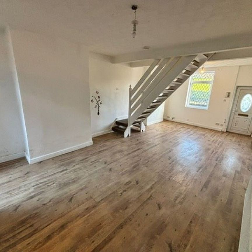 2 bed Terraced - To Let - Photo 1