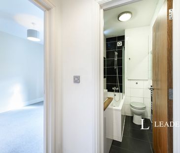 1 bedroom apartment to rent Garlands Road, Redhill, Surrey, RH1 - Photo 4