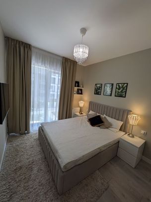 Apartament 2 camere de închiriat — Complex Silk District - Fotografie 1