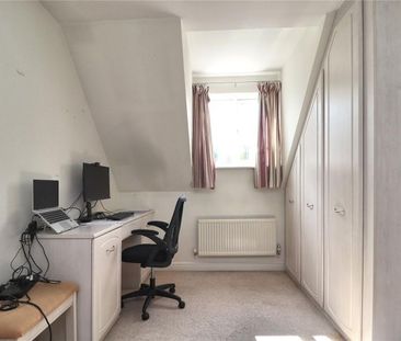 4 bedroom semi-detached house to rent - Photo 5