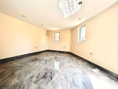 Ambleside Gardens, Ilford, IG4, Property for rent - Photo 5