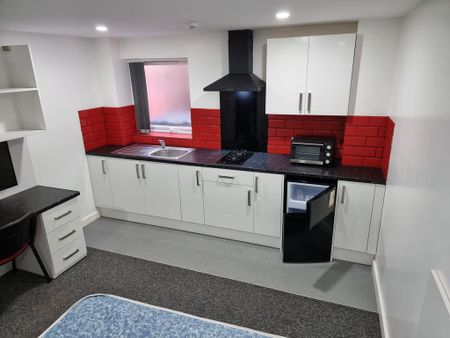 Studio to rent - Photo 5