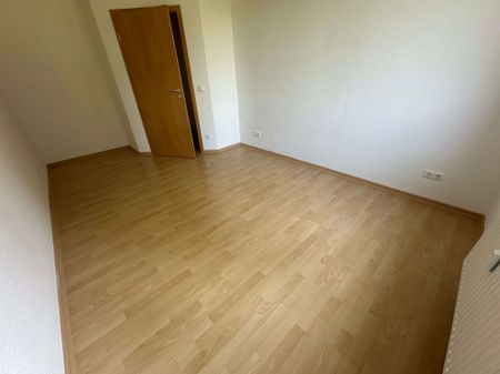 Ebenerdige Terrasse + Balkon / Bad mit Fenster + Wanne ! - Photo 4