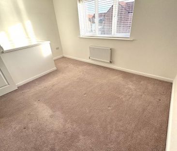 2 bedroom semi-detached house to rent - Photo 4