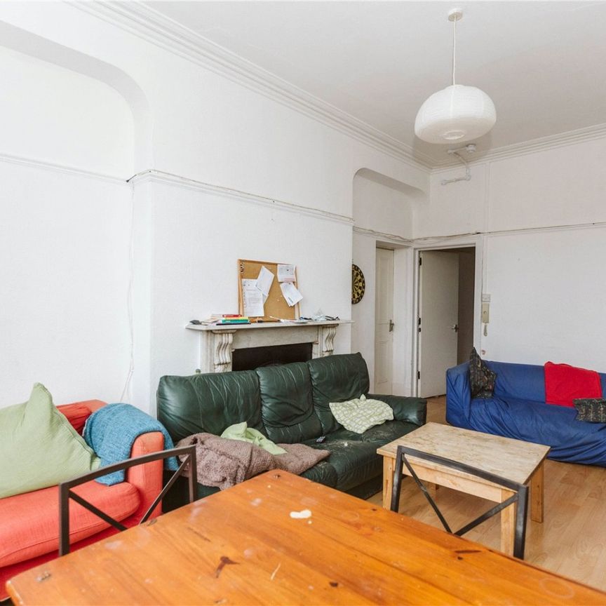 Clifton Park Road, - Photo 1