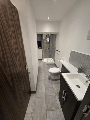 Broadbent Avenue, Latchford, Warrington, WA4 1PX - Photo 5