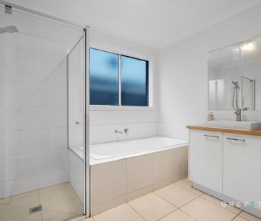 Complete House!!! - Photo 2