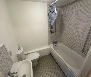 Dunholme Road, Grainger Park, Newcastle Upon Tyne, NE4 - Photo 2