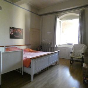 Location Appartement 4 pièces 159m² BELLEY 01300 - Photo 2