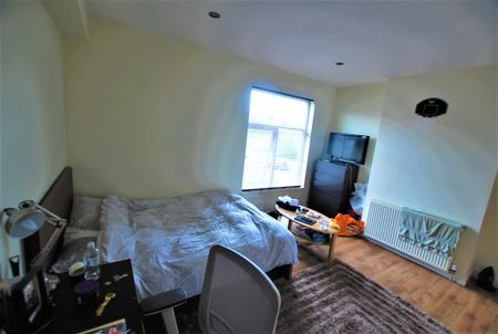 554 Shoreham Street, City Centre - Photo 5