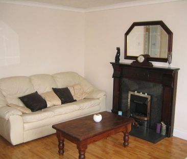 39 Ardmore Avenue, Dundonald, BT16, Belfast - Photo 4