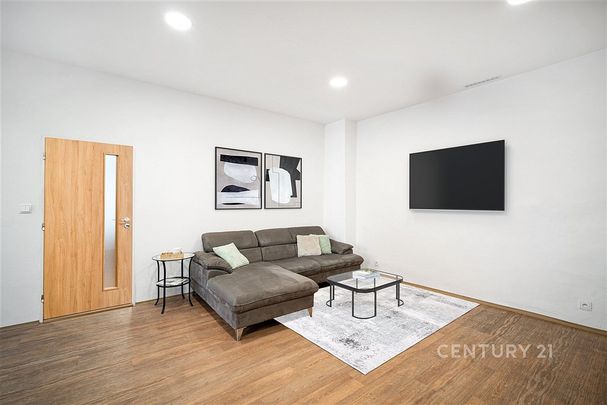 Pronájem bytu 2+kk 70 m² - Photo 1