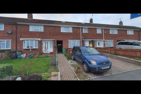 Room in a Shared House, Silchester Road, RG30 - Photo 5