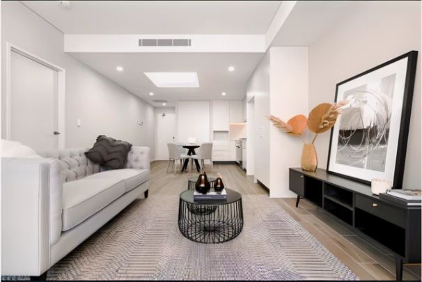 3 Sonny Leonard, Sydney - Photo 1