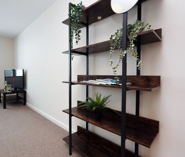 1 Bed Flat, Anchor Point, BS1 - Photo 1