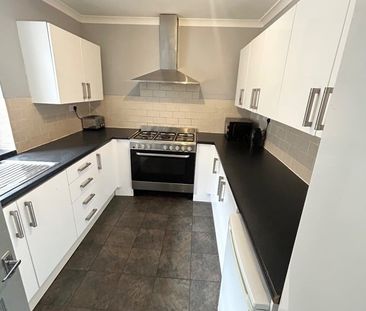 Room in a Shared House, Stratford Terrace, LS11 - Photo 4