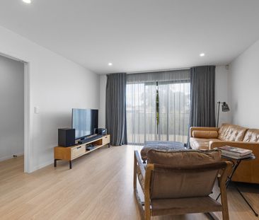 Luxury living on Hereford! - Photo 1
