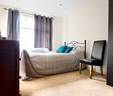 Room in a Shared House, Brunswick Avenue, N11 - Photo 3