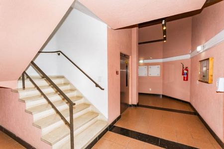 Apartamento com 2 quartos e 65m² para alugar em Petrópolis, Porto Alegre. - Foto 5