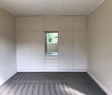 BRAND NEW CARPET l SMALL BLOCK OF 3 l GREAT LOCATION - Photo 6