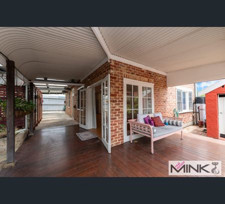 Rear/105 Holland Street, Fremantle, WA 6160 - Photo 4