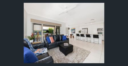 Family Home in Edenbrooke Estate - Photo 4