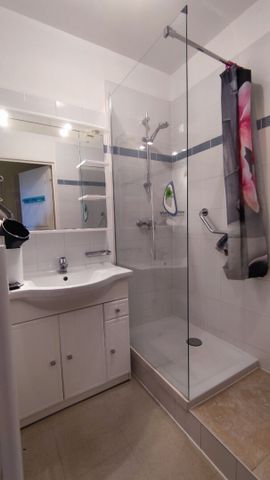 Location Appartement 1 pièce 37m² - Photo 4