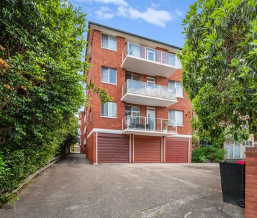 8/7 Richmond Avenue, Dee Why NSW 2099 - House For Rent | Domain - Photo 6