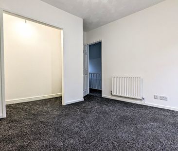 Conway Road, TREORCHY - Photo 1