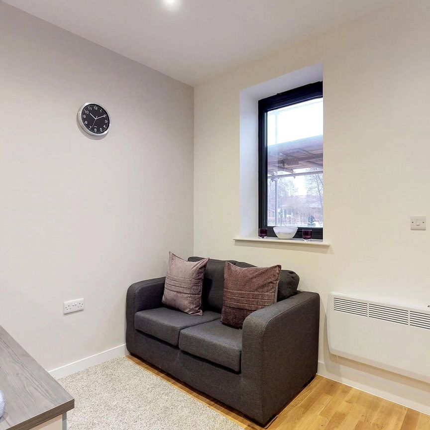 Apt 15, Onyx Residence - Photo 1