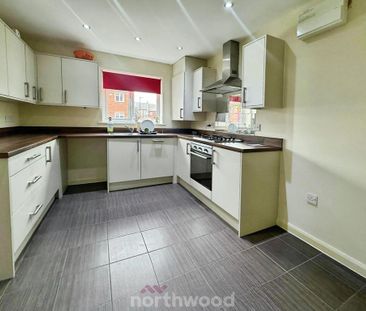 3 bedroom semi-detached house to rent - Photo 6