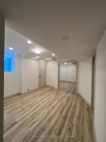 For Lease - 1042 Kingpeak Crescent, Pickering, Ontario - Photo 2