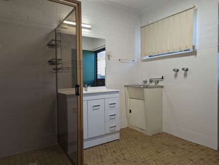 2 Bedroom Unit - North East Location - Photo 5