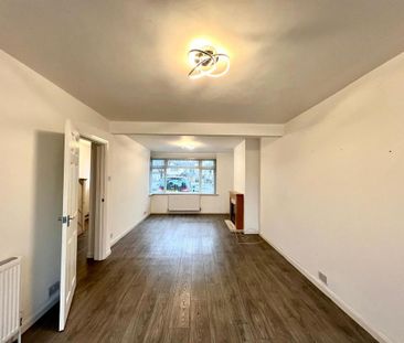 5 bedroom terraced house to rent - Photo 2