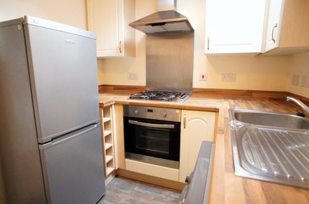 2 bedroom apartment to rent - Photo 4