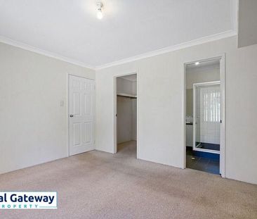 4 Gandossi Court, SUCCESS WA 6164 - Photo 5