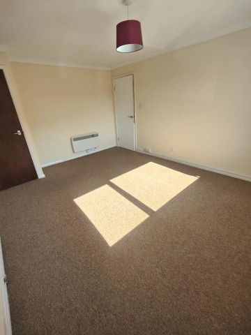 Bankside Close, Whitley, CV3 4GD - Photo 2