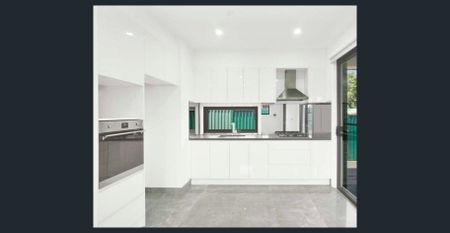 Beautiful 2 Bedroom Granny Flat - Photo 4