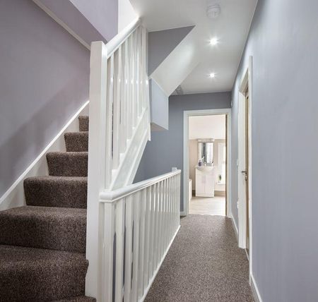 4 bedroom terraced house to rent - Photo 3