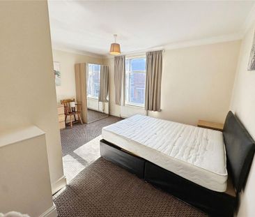 1 bedroom parking to rent - Photo 4