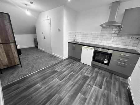 Studio to rent - Photo 4