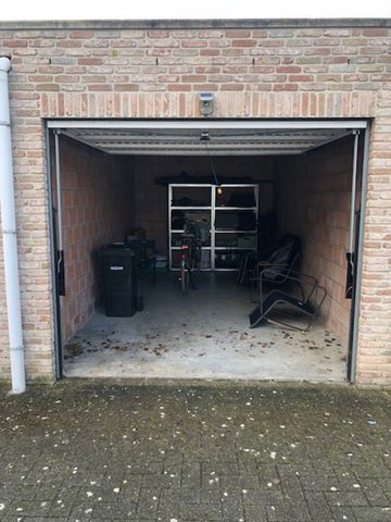 Zonnig 2 slaapkamer appartement met lift, garage en terras! - Foto 4