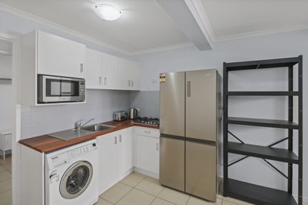 Room 5 - 1/68 Cambridge Street, Red Hill - Photo 4