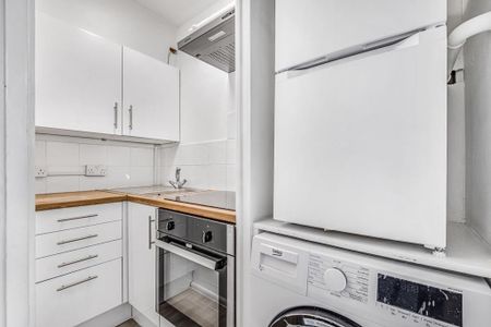 Studio to rent - Photo 3