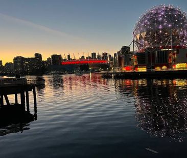 Taylor Swift Dec 6-8 10 min walk to BC place - Photo 1